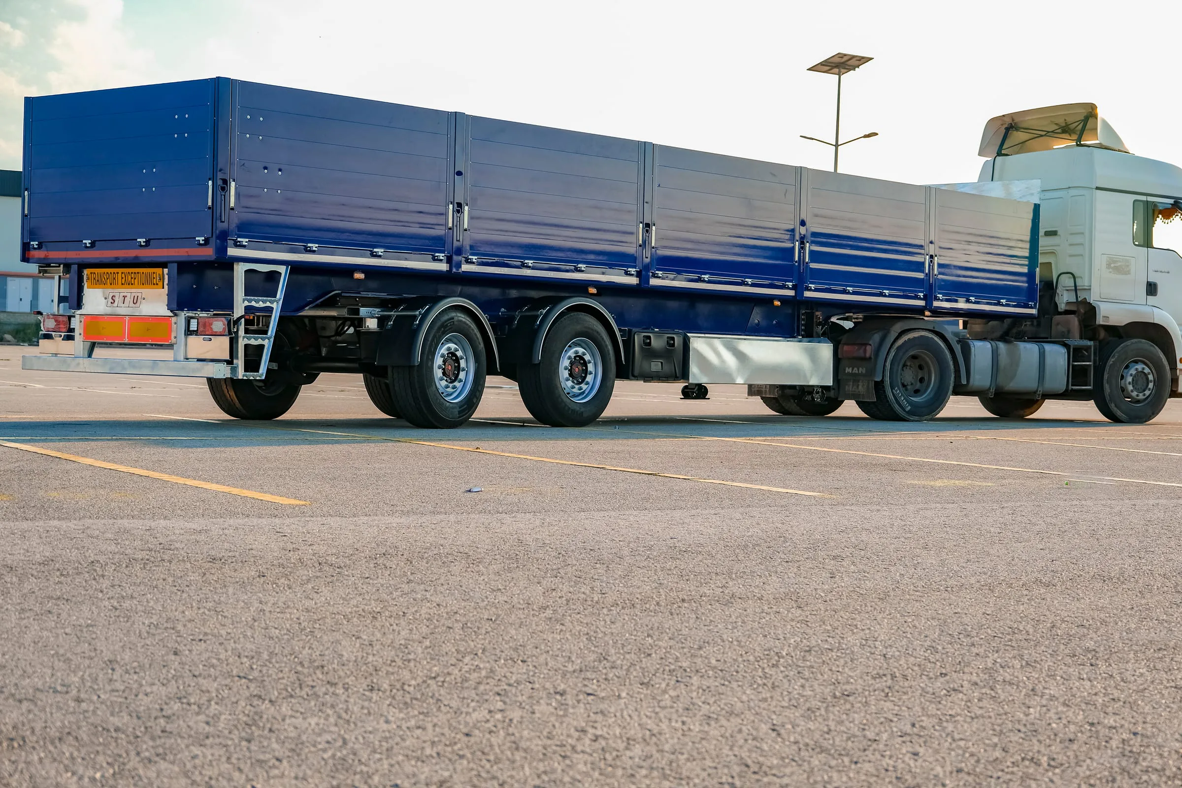 Mechanical Steering on the Rear Axle — STU Trailers