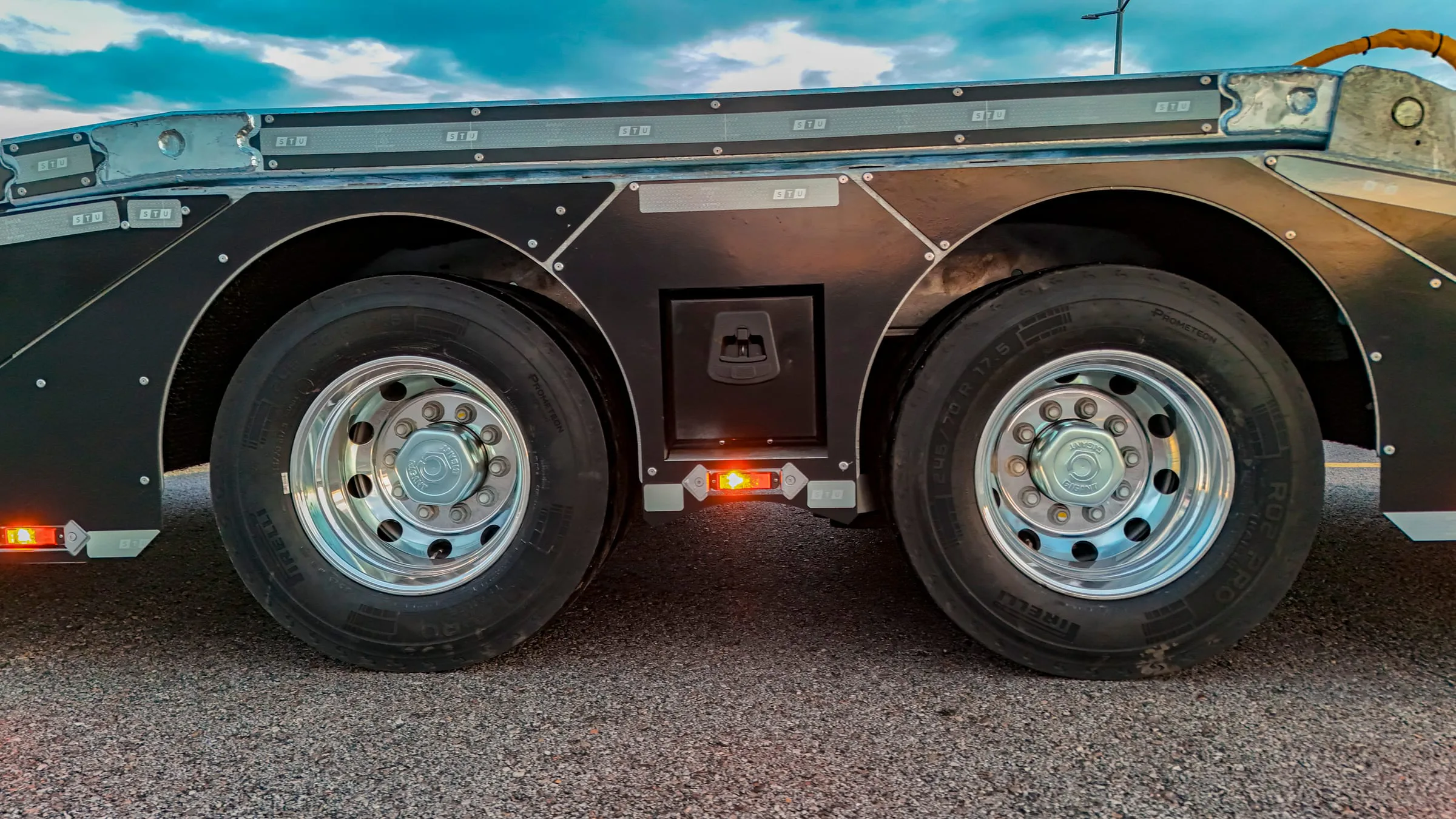 Available Axle Brands — STU Trailers