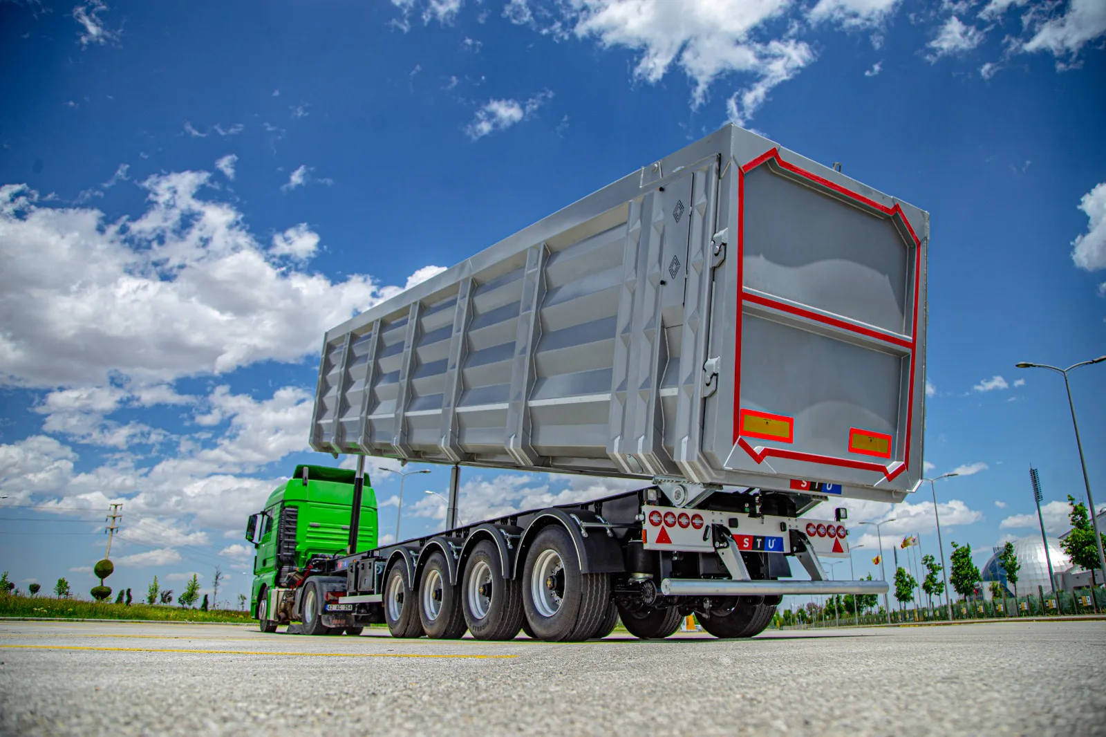 Aerial View — STU Trailers